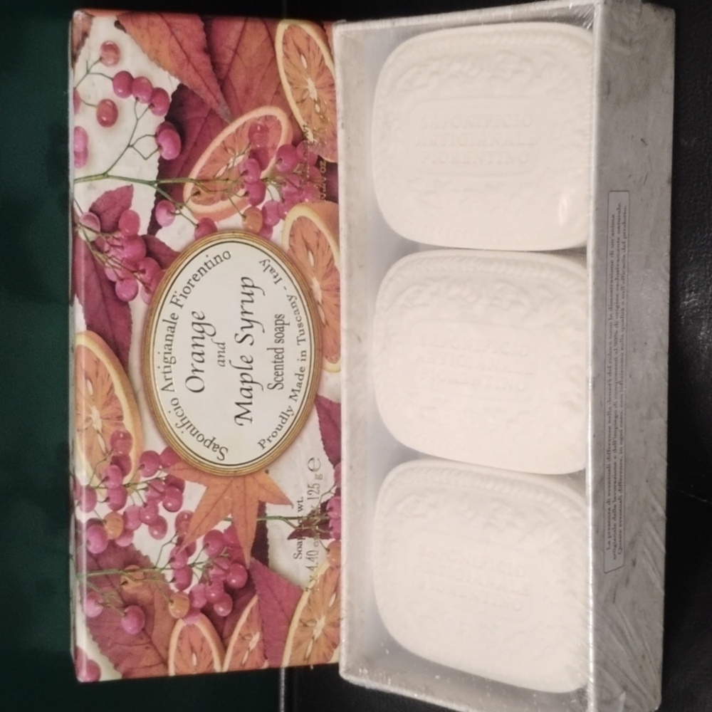 Saponificio Artigianale Fiorentino Decorative Orange & Maple Syrup Scented Soap
